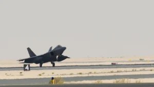 המתיחות במפרץ: ארה"ב הציבה מטוסי חמקן בקטאר