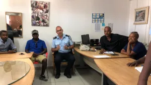 תיעוד בלעדי: פגישת נציגי המשטרה ומובילי מחאת יוצאי אתיופיה