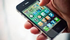 מחיר אייפון 4 בישראל שהושק ביום שישי - הגבוה ביותר בעולם