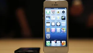 חדשות הסלולר: אייפון 5 בדרך לשבור שיאים