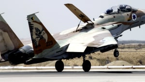 פטיש אוויר: יממה בטייסת שהפציצה את ה"מטרו" של חמאס
