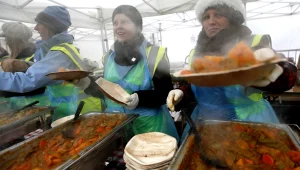 "רוצים כבוד": הנזקקים לא רוצים לעמוד בתור לחלוקת חבילות מזון