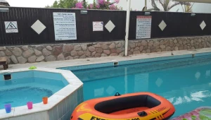 פתח תקווה: בן 13 טבע למוות בבריכה פרטית
