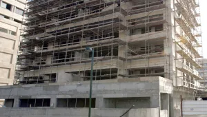 פועל כבן 30 נהרג מנפילה מגובה באתר בנייה בראשון לציון