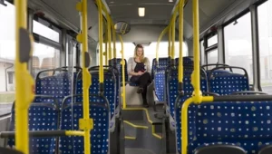 צפו: אוטובוס הקסמים בירושלים
