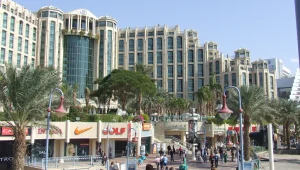 נופשים ומשלמים: המלונות בישראל הרוויחו ב-2010 כ-1.5 מיליארד שקל