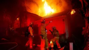 שריפות ענק בקליפורניה: "שום דבר לא נותר מהעיר"
