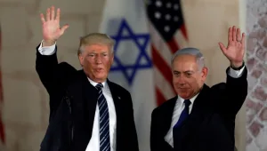 עקב פיזור הכנסת: תוכנית השלום של טראמפ עשויה להיגנז • פרשנות