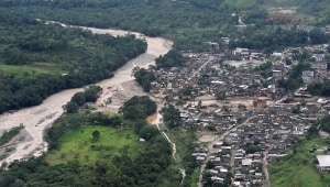 מפולת הבוץ הקטלנית בקולומביה: רבים מחפשים את יקיריהם – "איבדנו את התינוק שלנו"