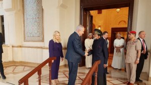 המבוכה הדיפלומטית מאחורי הצטרפות שרה נתניהו לביקור בעומאן