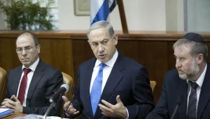 נתניהו הבטיח לשרים: "ההסכם לא כולל את ערביי ישראל"; בכירים פלסטינים: "התחייב לכלול אותם"