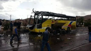 פיצוץ באוטובוס תיירים בצד המצרי של מסוף טאבה: "לפחות 4 נהרגו ו-25 נפצעו"
