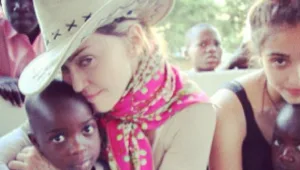 מלכת אפריקה: מדונה מתגייסת למען ילדי מלאווי