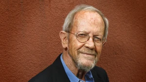 הסופר אלמור ליאונרד מת בגיל 87