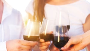 מה פותחים בחג? סקירת יינות לראש השנה