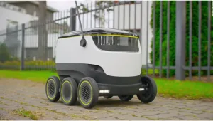 הרובוט הזה יביא לכם את הקניות עד הבית (וגם לא יבקש טיפ)