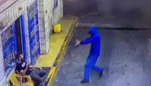 באיומי נשק: אדם רעול פנים שדד עובד בתחנת דלק בטמרה • תיעוד