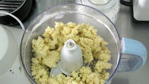 צפו: איך מכינים בצק פריך מושלם