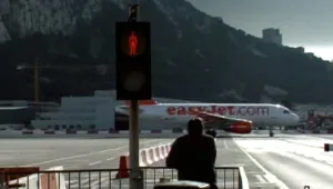 10 שדות התעופה המסוכנים בעולם