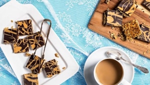 הקינוח הטוב בעולם: ריבועי שוקולד וחמאת בוטנים של פאולין שובל