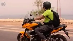 תיעוד מכות בין אופנוענים לתושב ערבי