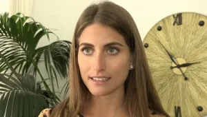 "עברתי נידויים וחרמות": דנה זרמון עוזרת לנפגעי בריונות רשת