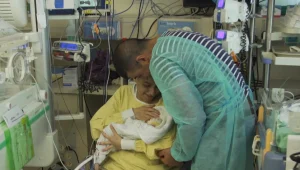 המסע לחיים: הישראלית הראשונה שעברה השתלת כבד בהיריון ילדה בן