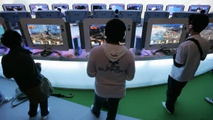 עוצר מסכים: סין תאסור על בני נוער לשחק משחקי וידאו בלילה