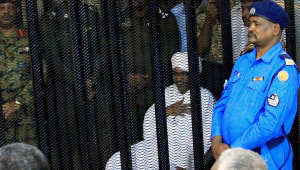 8 חודשים אחרי שהודח: נשיא סודאן הורשע בשחיתות וייכנס לכלא