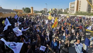 מטרת איראן במתקפה על השגרירות: לסלק את ארה"ב מעיראק • פרשנות