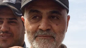 אדריכל הטרור האיראני שיצא מהצללים: חייו ומותו של סולימאני