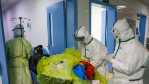 121 מתים נוספים מהנגיף בסין, יותר מ-5,000 נדבקו