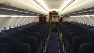 טיסות רפאים: למה חברות התעופה ממשיכות לטוס - ללא נוסעים?