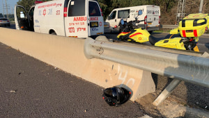 הקטל בכבישים: רוכב אופנוע בן 43 נהרג מפגיעת רכב ליד רחובות
