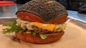 גדול, מושחת - וכשר: כך הפך ההמבורגר למלך של האוכל בישראל