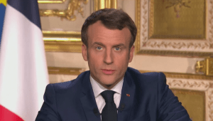 מקרון נאם אחרי הפיגוע בניס: "צרפת תחת מתקפה"