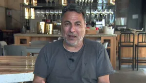 "הרשיתי לעצמי להזיל דמעה": חיים כהן על האישור לפתיחת המסעדות