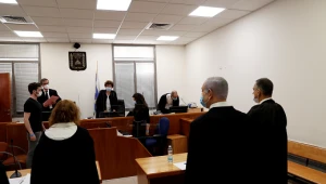 ראש ממשלה על ספסל הנאשמים: תם הדיון הראשון במשפט נתניהו