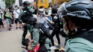 שוב מחאות בהונג קונג: מאות נעצרו בהפגנות נגד התערבות סינית