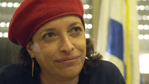 11 דקות של תהלה: היכרות עם חברת הכנסת - שנאומה סחף את המדינה