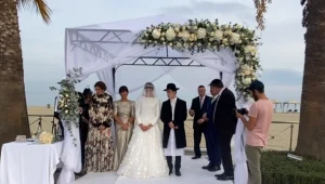 בלי קנס, במאות אלפי שקלים: הזוגות שעורכים חתונות פאר - ביוון