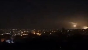 סוריה: דיווחים על תקיפה ליד דמשק, הדי פיצוצים נשמעו בגוש דן