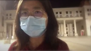העיתונאית שדיווחה על ההתפרצות בווהאן ונכלאה נמצאת "על סף מוות"