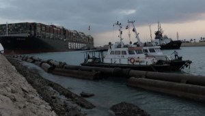 אחרי 6 ימים: חולצה ספינת הענק שנתקעה בתעלת סואץ