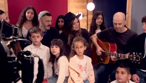 "ניפגש בחלומות": שירו המרגש של עילי בוטנר עם הילדים היתומים