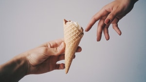 שלא יעבדו עליכם: איך מוסיפים גלידה לתפריט מבלי להעלות במשקל