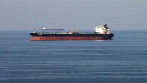 דיווח: כוח אמריקני הבריח את האיראנים שהשתלטו על ספינה במפרץ