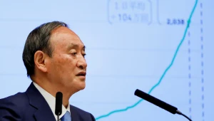 בצל הביקורת על ניהול משבר הקורונה: ראש ממשלת יפן החליט לפרוש