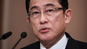 שר חוץ לשעבר וראש המפלגה הליברל דמוקרטית: מיהו ר"מ יפן הבא?