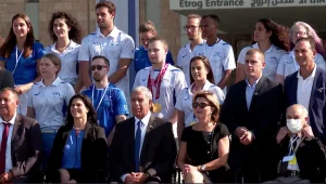מאחורי הקלעים של הכנסת: הפוליטיקאים והספורטאים שהגיעו לפתיחה
